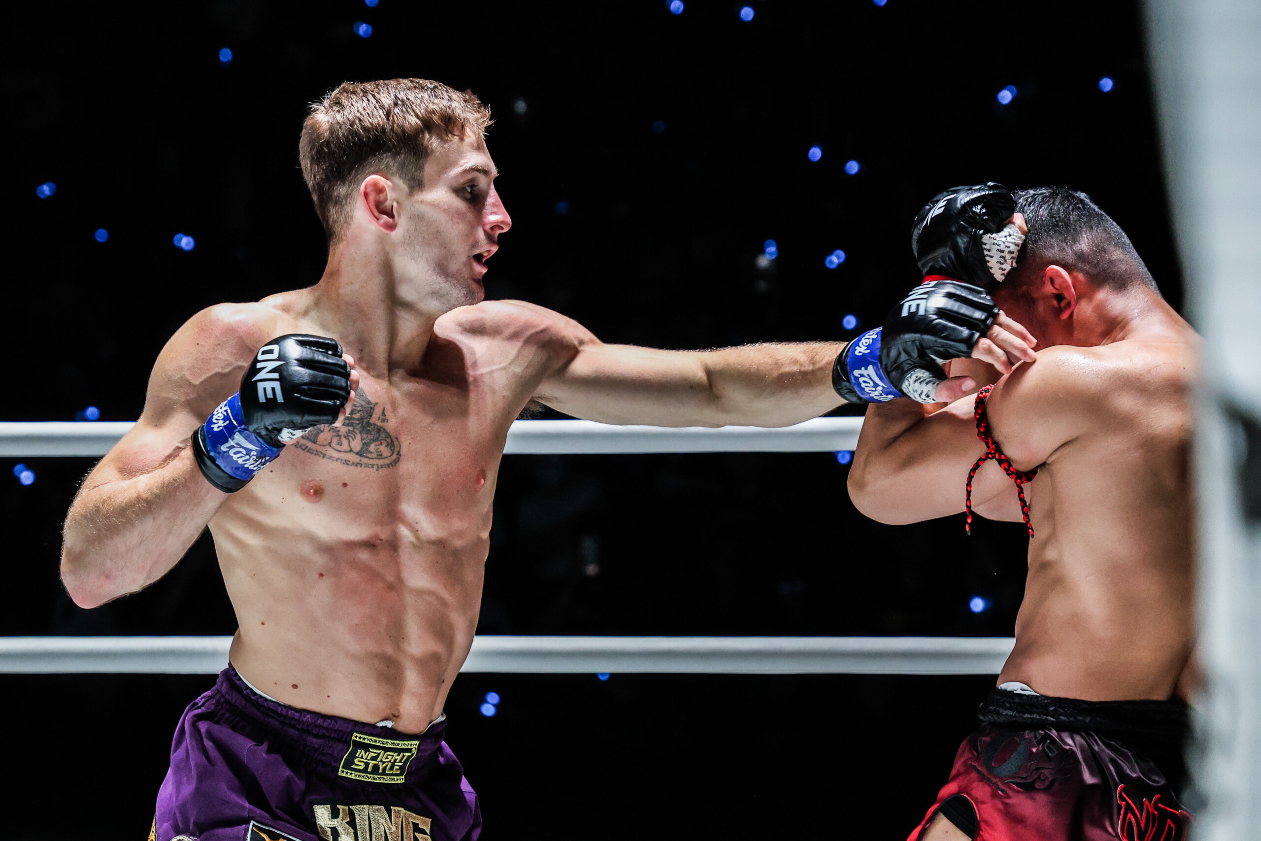 Preview Nico Carrillo Steps Up to Featherweight to Face Legend Sitthichai Sitsongpeenong