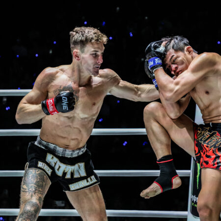 Nico Carrillo Sets World Title Fight with Superlek Kiatmoo9 in a Clash of Devastating Finishers