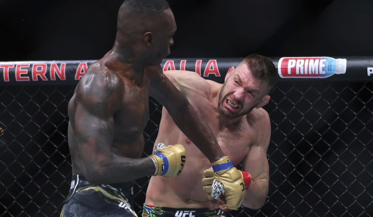 Preview Dricus du Plessis Defends Middleweight Title at UFC 305 with Submission Win Over Israel Adesanya