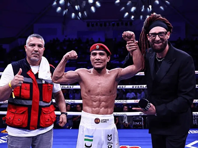 Preview MJ Akhmadaliev Knocks Out Luis Castillo In Round Eight