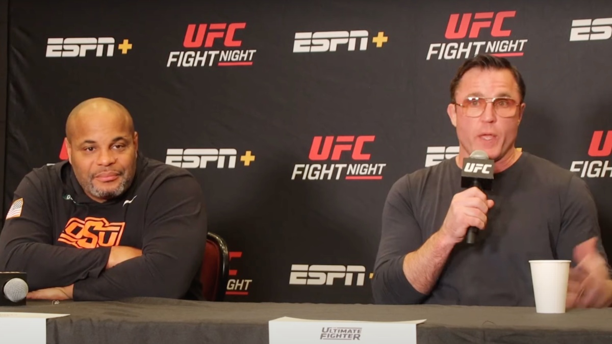 Preview Chael Sonnen on Daniel Cormier’s Unexpected Competitive Side on The Ultimate Fighter