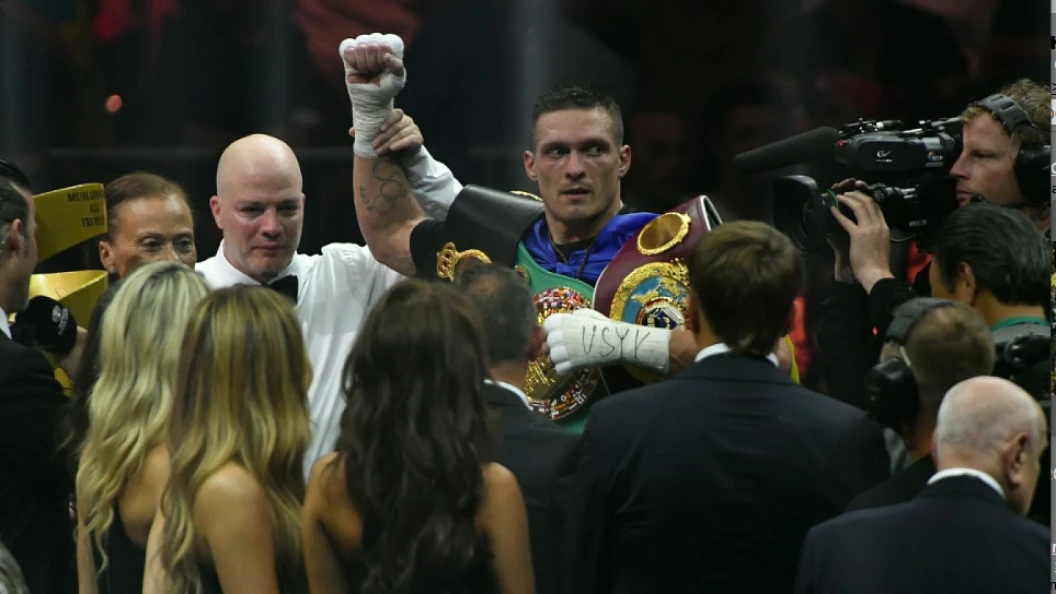 Preview Oleksandr Usyk Invites Donald Trump to Ukraine Amidst LA Protests