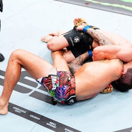 Islam Makhachev Forced Opponent to Plead With Referee During Brutal Submission Win on His UFC Ascent