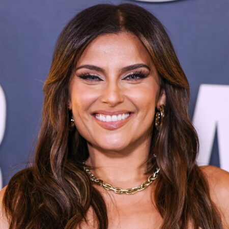 Ali Edges Furtado on Points Amidst Controversial New York Decision