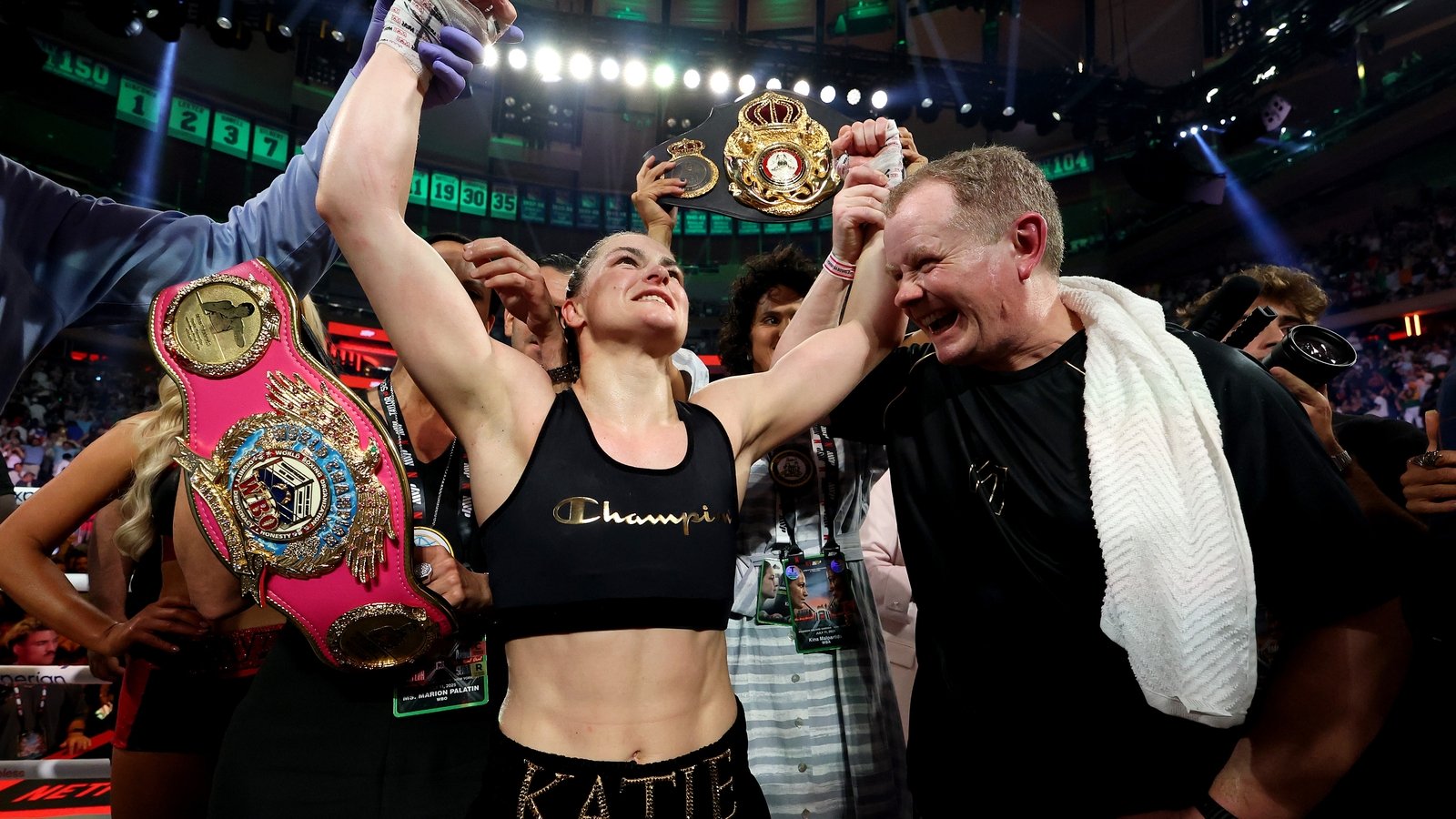 Preview Cameron Victorious, Keeping Taylor Trilogy Dream Alive