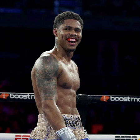 Shakur Stevenson Outclasses William Zepeda in Masterful Title Defense