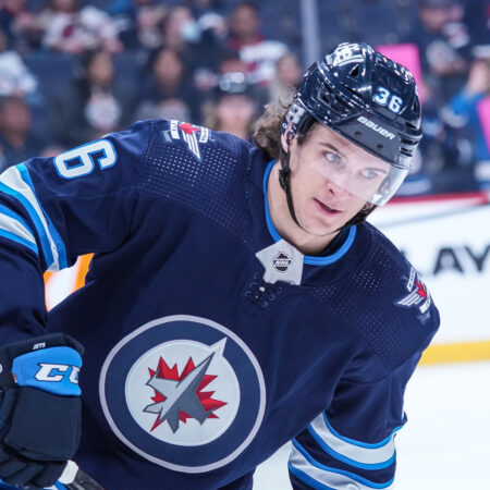 Jets Lock Down Roster Spot: Morgan Barron Re-Signs for Two Years