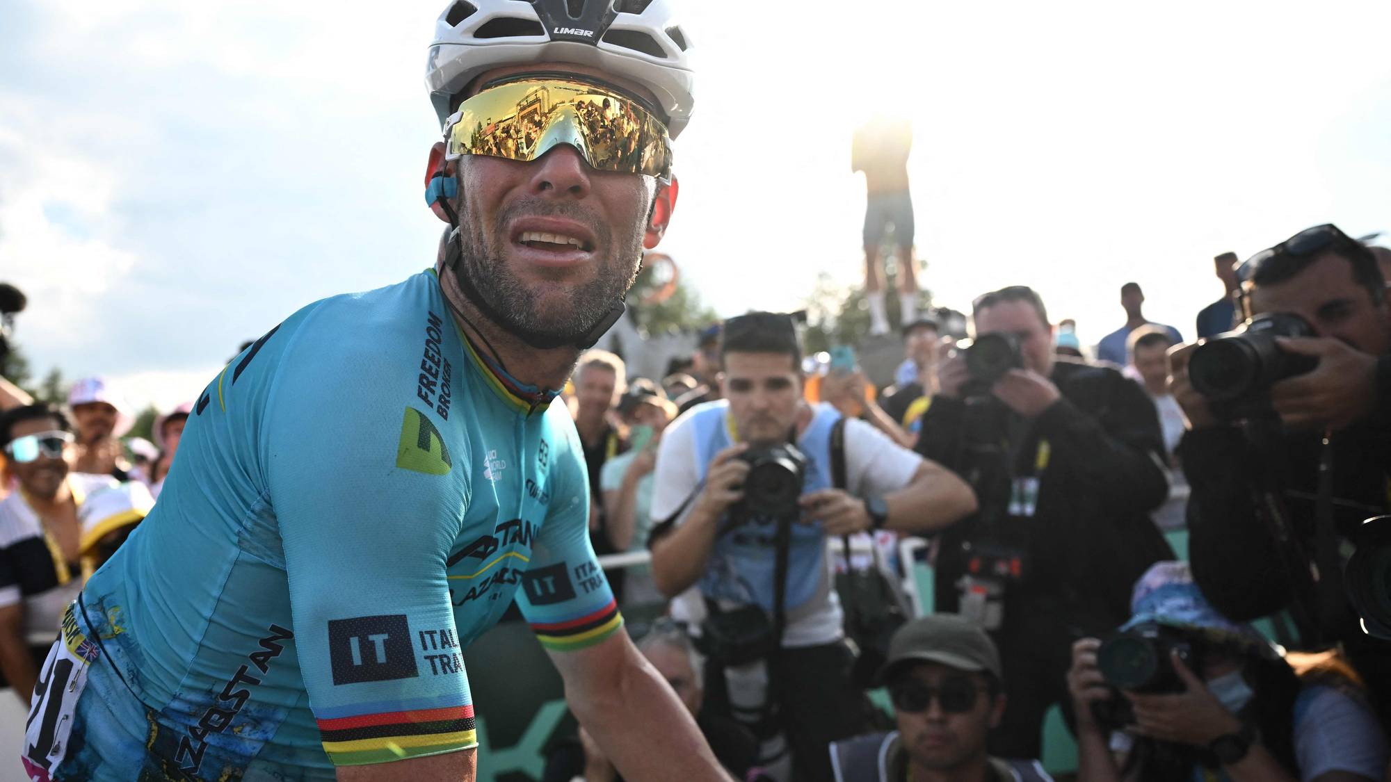 Preview From Ring Dominance to Road Recovery: Sven Ottke Faces New Battle After Cycling Collision