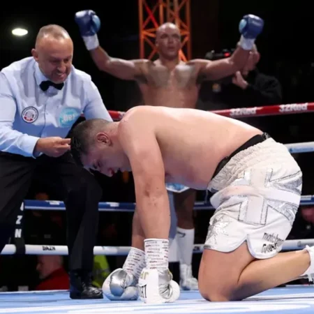 The Stoppage That Shook the Heavyweight Division: Justis Huni’s Protest Ignites Referee Debate