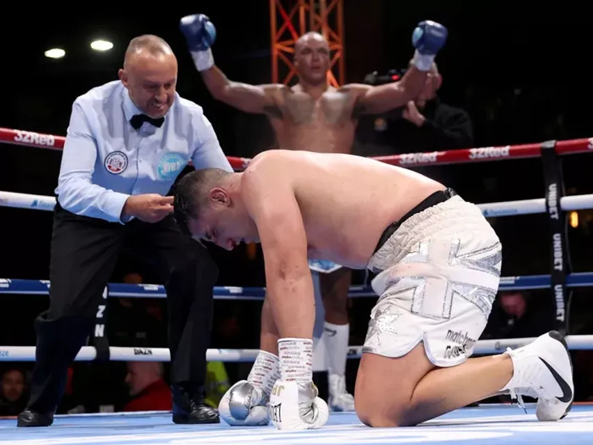 Preview The Stoppage That Shook the Heavyweight Division: Justis Huni’s Protest Ignites Referee Debate