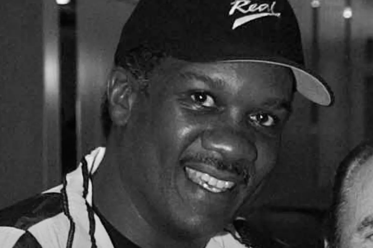 Preview Tommy Brooks, Legendary Boxing Trainer, Passes Away at 71