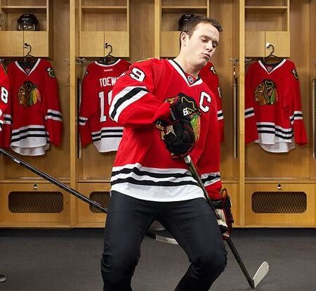 The Captain’s Return: Jonathan Toews’ Inspiring NHL Comeback and Patrick Kane’s Enduring Support
