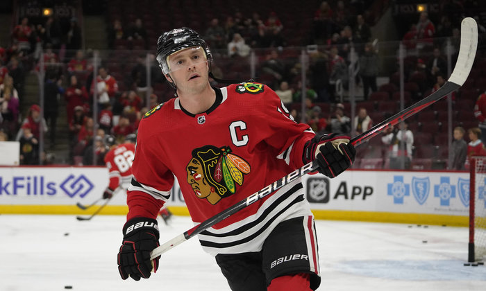 Preview Jonathan Toews: The Captain’s Comeback – A Journey of Resilience and Renewal