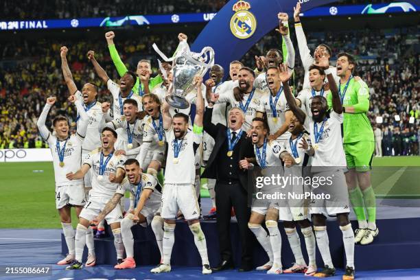 Preview Champions League Unveiled: Early Season Drama and Defining Moments