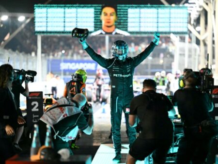Under the Lights: Russell’s Stellar Win Secures McLaren’s Back-to-Back F1 Constructors’ Crown in Singapore