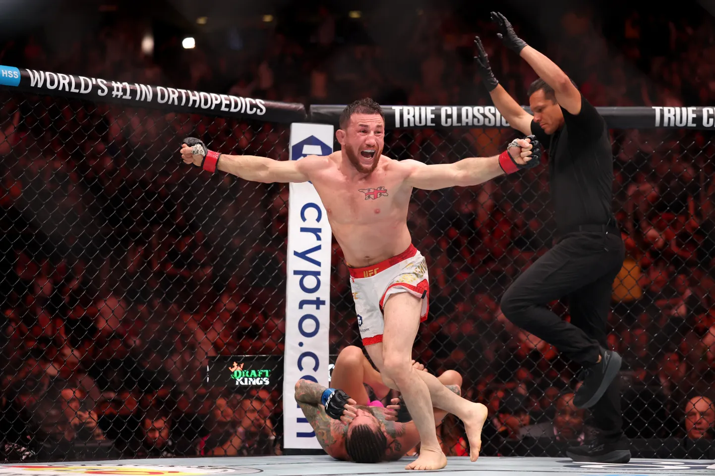 Preview The Unconventional Crown: Why Charles Oliveira Names Merab Dvalishvili UFC’s Pound-for-Pound Top Dog