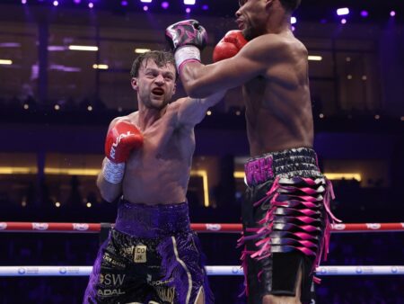 Padley Seizes Super-Featherweight Crown in Strategic Debut