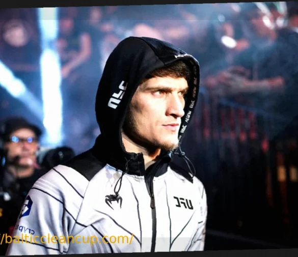 Joe Rogan Endorses Volkanovski vs. Evloev for UFC Featherweight Title, Suggests White House Venue