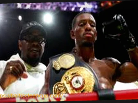 Ezra Taylor and Trainer Malik Scott Unveil ‘The Darkness’ for Willy Hutchinson Bout