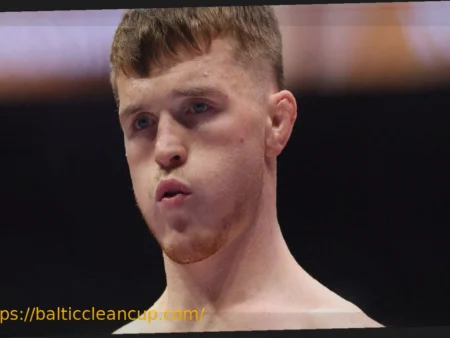 Пол Хьюз Выбыл Из PFL Belfast Из-за Серьезной Травмы Колена