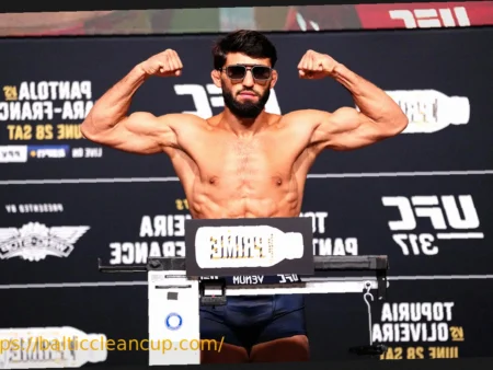 Арман Царукян: сроки следующего боя в UFC и намек на бой за титул в полулегком весе