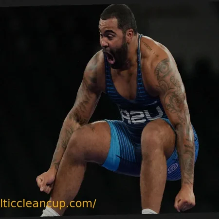 “No doubts [Gable Steveson] can become a world champion” in MMA, per PFL Chicago victor and former teammate