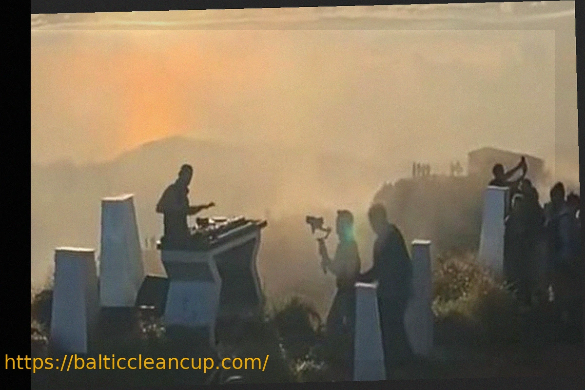 Preview Merab Dvalishvili’s Dedication: A Photo with a Fan on a Construction Site