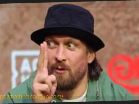 Oleksandr Usyk Defends Decision to Face Boxing Novice Rico Verhoeven