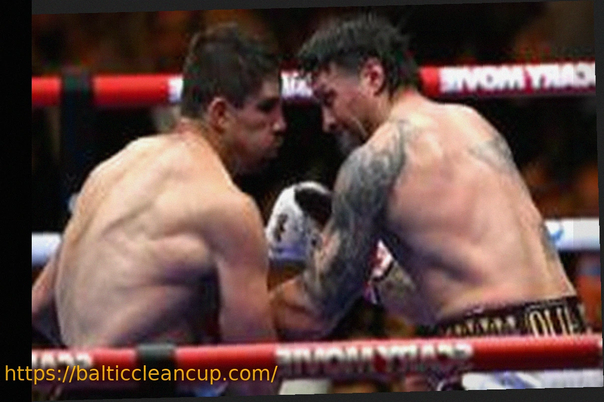 Preview Usyk vs. Verhoeven: Scorecards at Stoppage